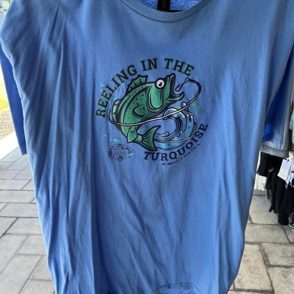 Other - Blue Fishing Graphic Tee Novelty Green Accents Vacation Sz XL